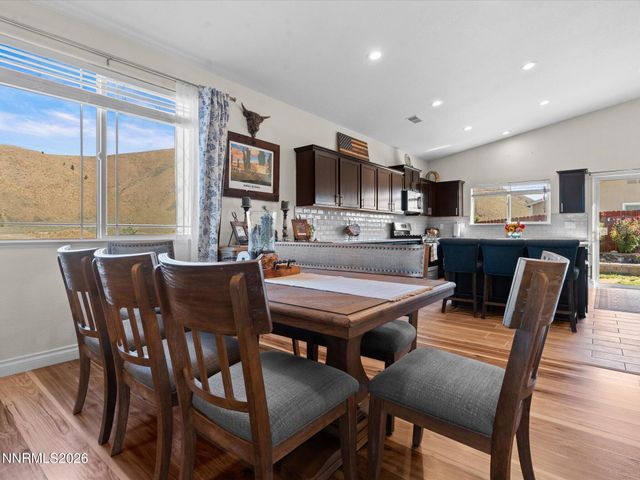 17859 Davis Meadow Court, Reno, NV 89508