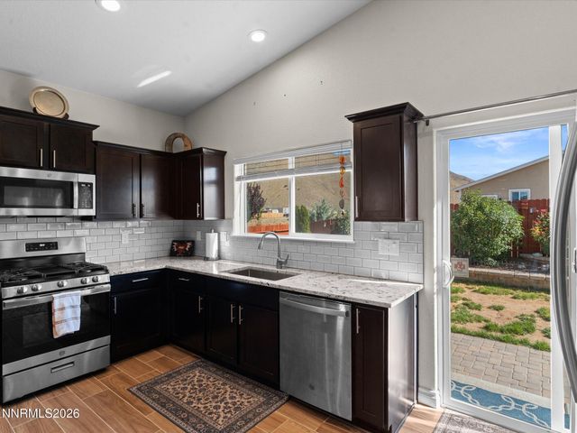 17859 Davis Meadow Court, Reno, NV 89508