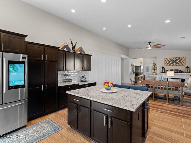 17859 Davis Meadow Court, Reno, NV 89508