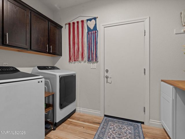 17859 Davis Meadow Court, Reno, NV 89508