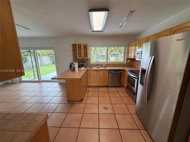 10601 SW 96th Street, Miami, FL 33176