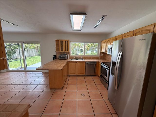 10601 SW 96th Street, Miami, FL 33176