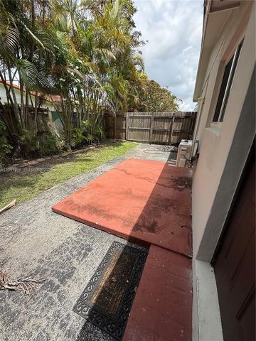 10601 SW 96th Street, Miami, FL 33176