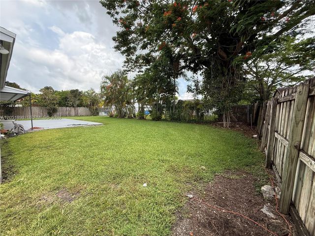 10601 SW 96th Street, Miami, FL 33176