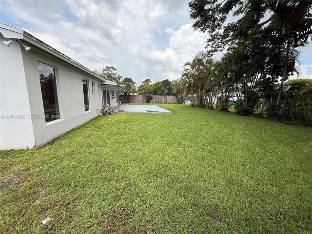 10601 SW 96th Street, Miami, FL 33176