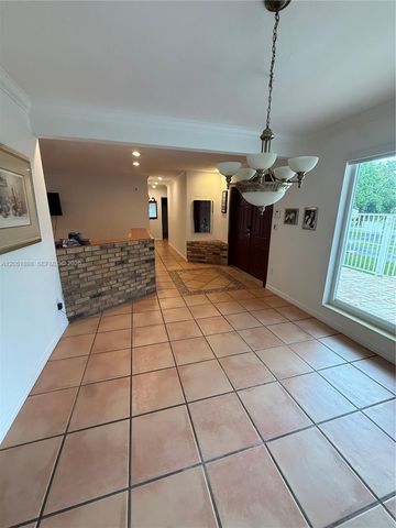 10601 SW 96th Street, Miami, FL 33176