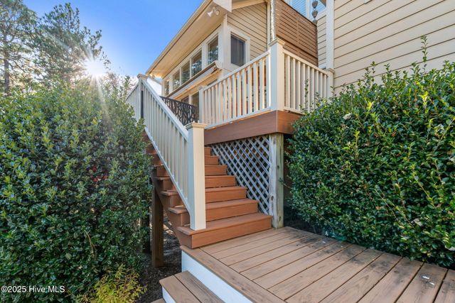 140 Cochrane Castle Circle, Pinehurst, NC 28374