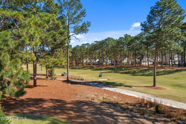 140 Cochrane Castle Circle, Pinehurst, NC 28374