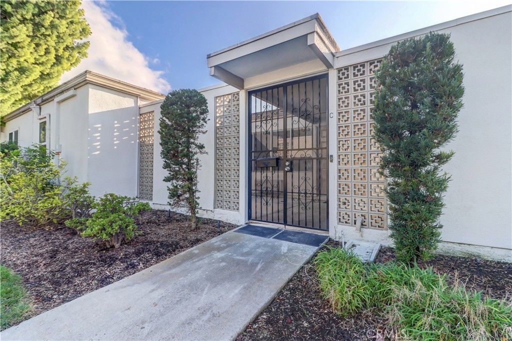 319 Avenida Carmel C, Laguna Woods, CA 92637