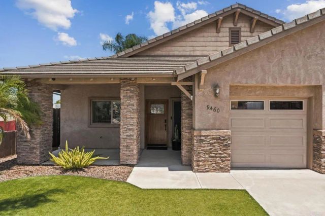 9460 Slope St., Santee, CA 92071