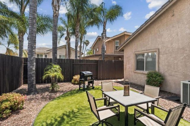 9460 Slope St., Santee, CA 92071