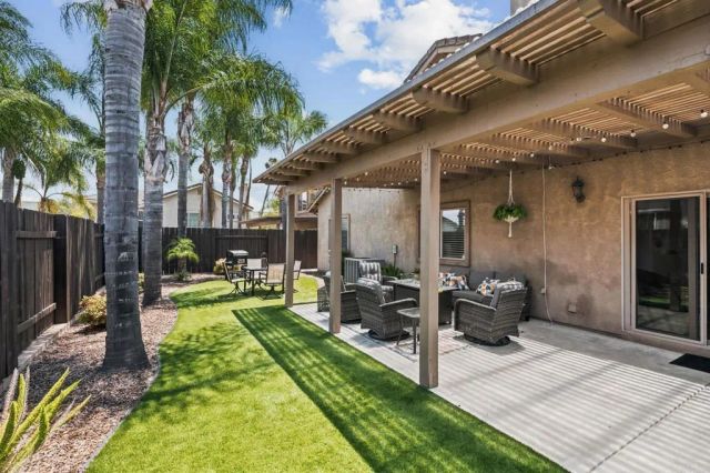 9460 Slope St., Santee, CA 92071