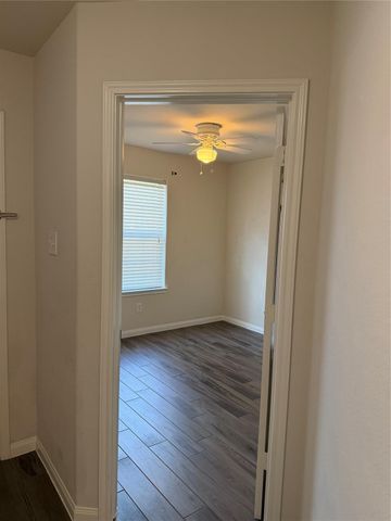 9919 Opal Rock Drive, Rosharon, TX 77583