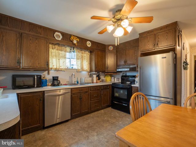 310 SYCAMORE ST, Mohnton, PA 19540