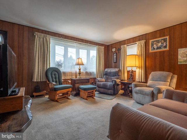 310 SYCAMORE ST, Mohnton, PA 19540