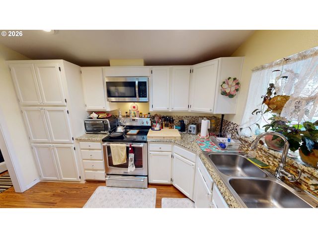15889 SUNSET STRIP 56, Brookings, OR 97415