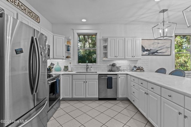 7 Col William Rhett Trail, Bald Head Island, NC 28461