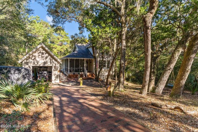 7 Col William Rhett Trail, Bald Head Island, NC 28461