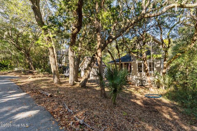 7 Col William Rhett Trail, Bald Head Island, NC 28461