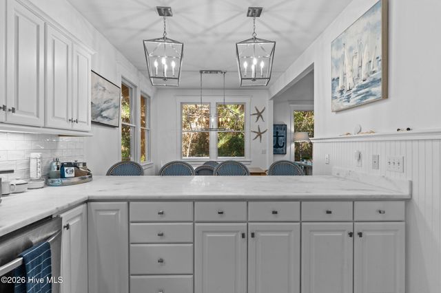 7 Col William Rhett Trail, Bald Head Island, NC 28461