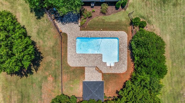 111 Prestwick Drive, Lagrange, GA 30241