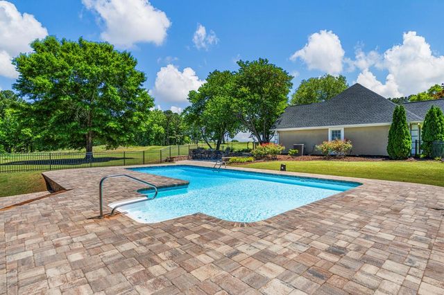 111 Prestwick Drive, Lagrange, GA 30241
