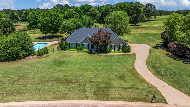 111 Prestwick Drive, Lagrange, GA 30241