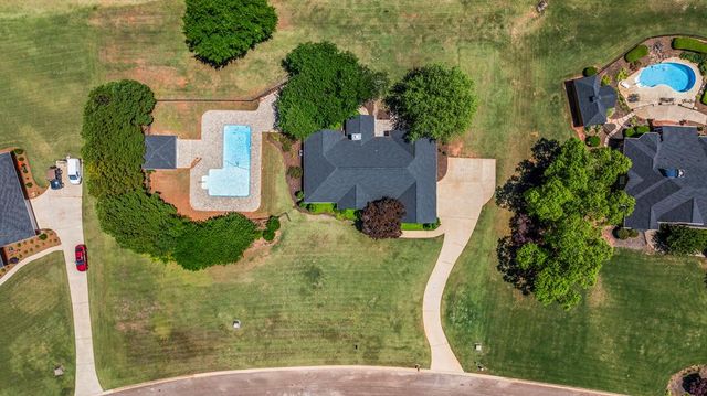111 Prestwick Drive, Lagrange, GA 30241