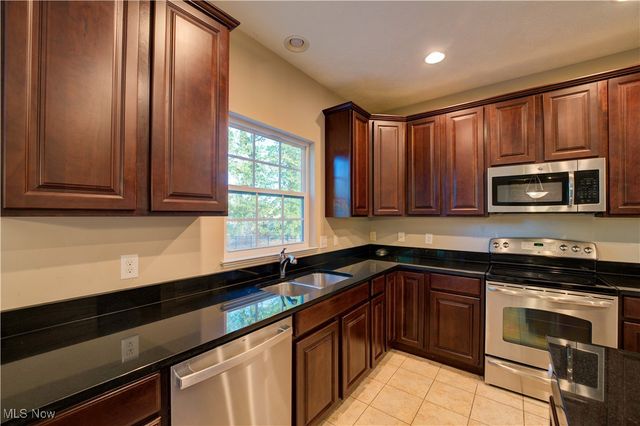 2576 Covington Place, Avon, OH 44011