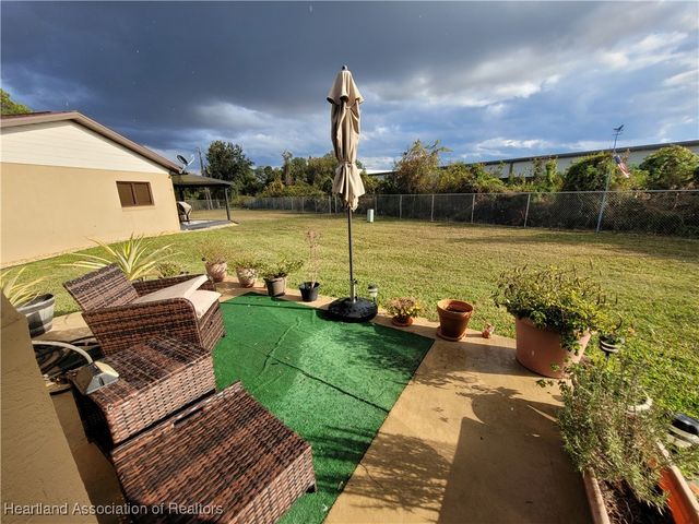 2422 Hidden Creek Circle, Sebring, FL 33870