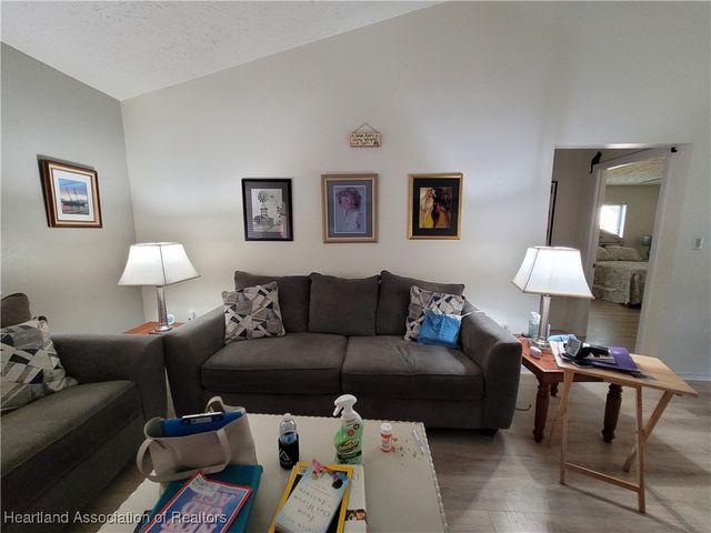 2422 Hidden Creek Circle, Sebring, FL 33870