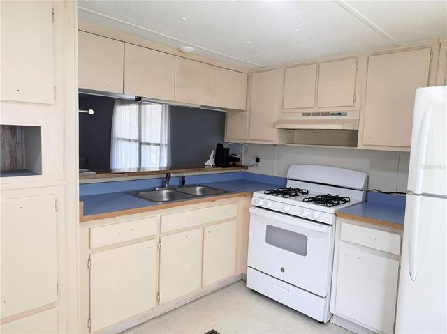 2865 SW 90TH STREET, Ocala, FL 34476
