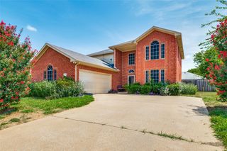 1212 Rio Bravo Drive, Desoto, TX 75115
