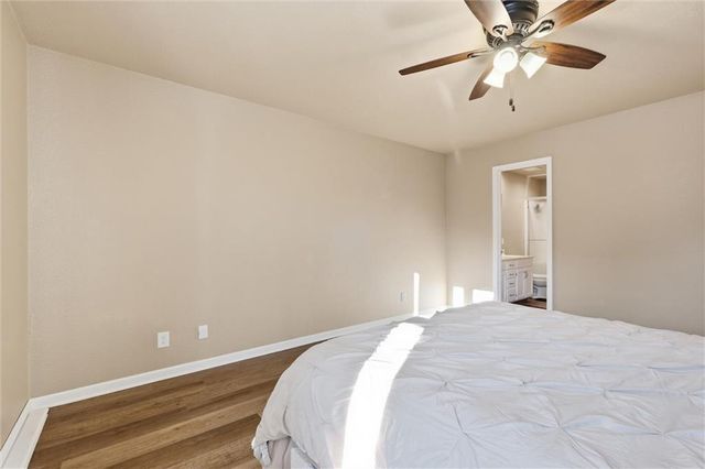 312 S Stone Creek Drive, Gardner, KS 66030