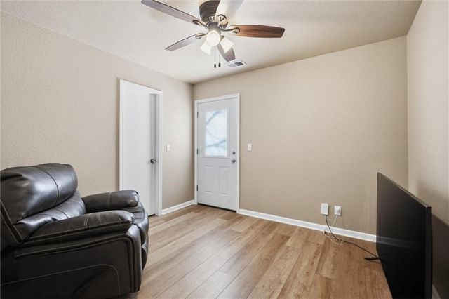 312 S Stone Creek Drive, Gardner, KS 66030