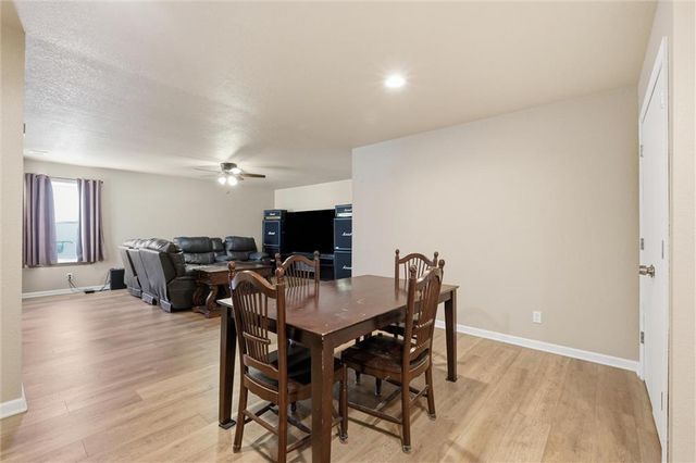 312 S Stone Creek Drive, Gardner, KS 66030