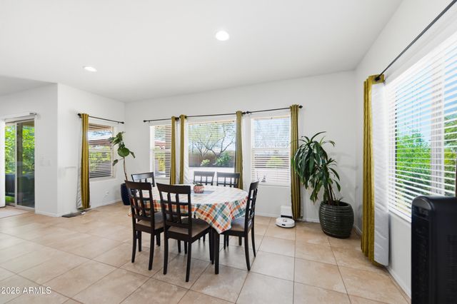 1105 W SPUR Drive, Phoenix, AZ 85085