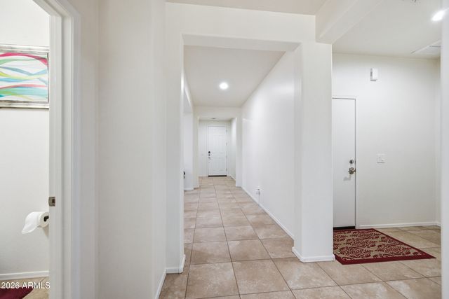1105 W SPUR Drive, Phoenix, AZ 85085