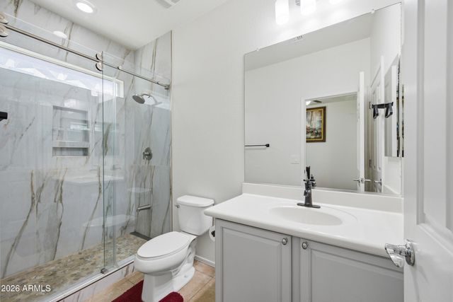 1105 W SPUR Drive, Phoenix, AZ 85085