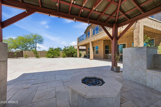 1105 W SPUR Drive, Phoenix, AZ 85085