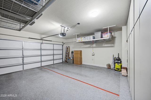 1105 W SPUR Drive, Phoenix, AZ 85085