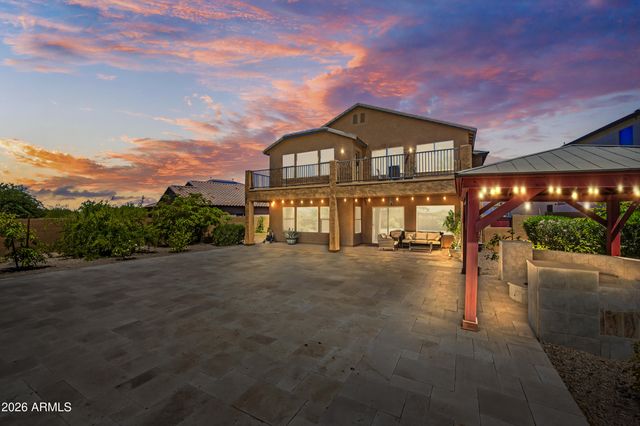 1105 W SPUR Drive, Phoenix, AZ 85085