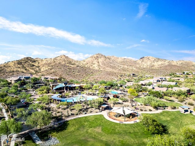 1105 W SPUR Drive, Phoenix, AZ 85085