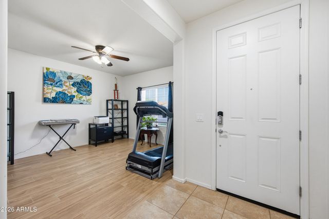 1105 W SPUR Drive, Phoenix, AZ 85085
