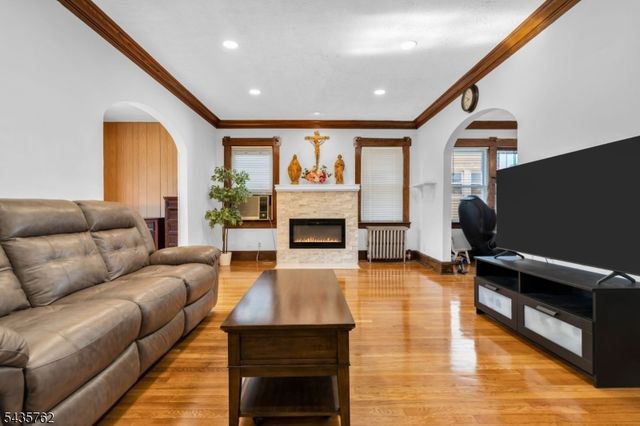 37 Fairway Ave, Belleville Twp., NJ 07109