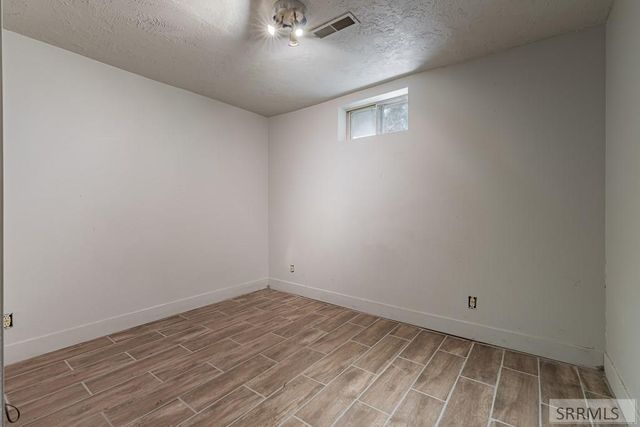 840 N 665 E, Basalt, ID 83218