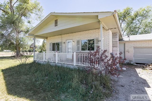 840 N 665 E, Basalt, ID 83218