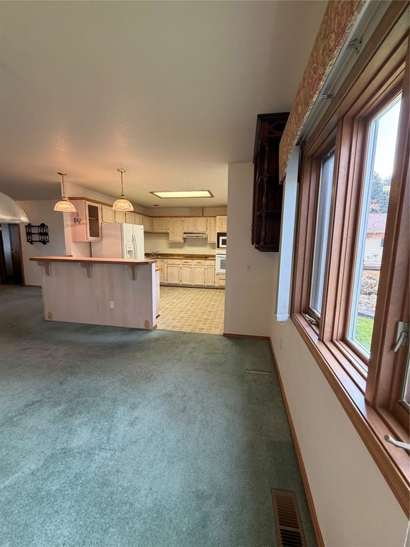 106 Trevino Drive, Kalispell, MT 59901 photo 4