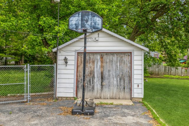 605 N Jefferson Street, Harvard, IL 60033