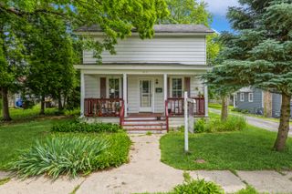 605 N Jefferson Street, Harvard, IL 60033